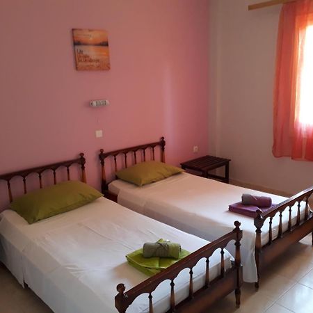 Villa Sia Dassia  Buitenkant foto