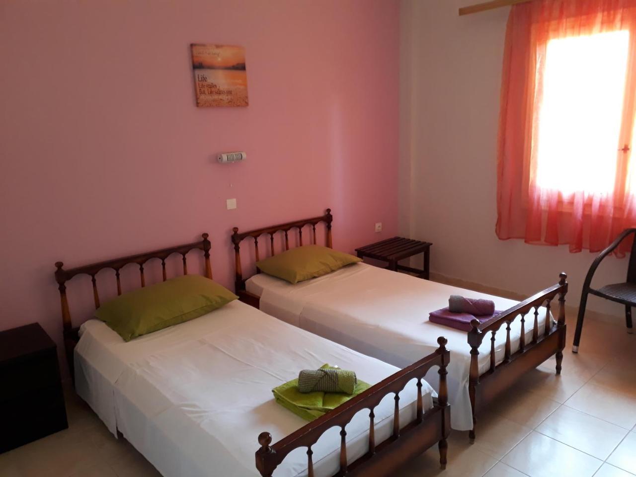 Villa Sia Dassia  Buitenkant foto
